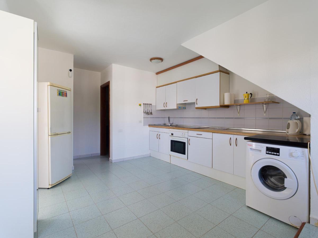Homeforguest Apartamento Acogedor En カレタ・デ・フステ エクステリア 写真