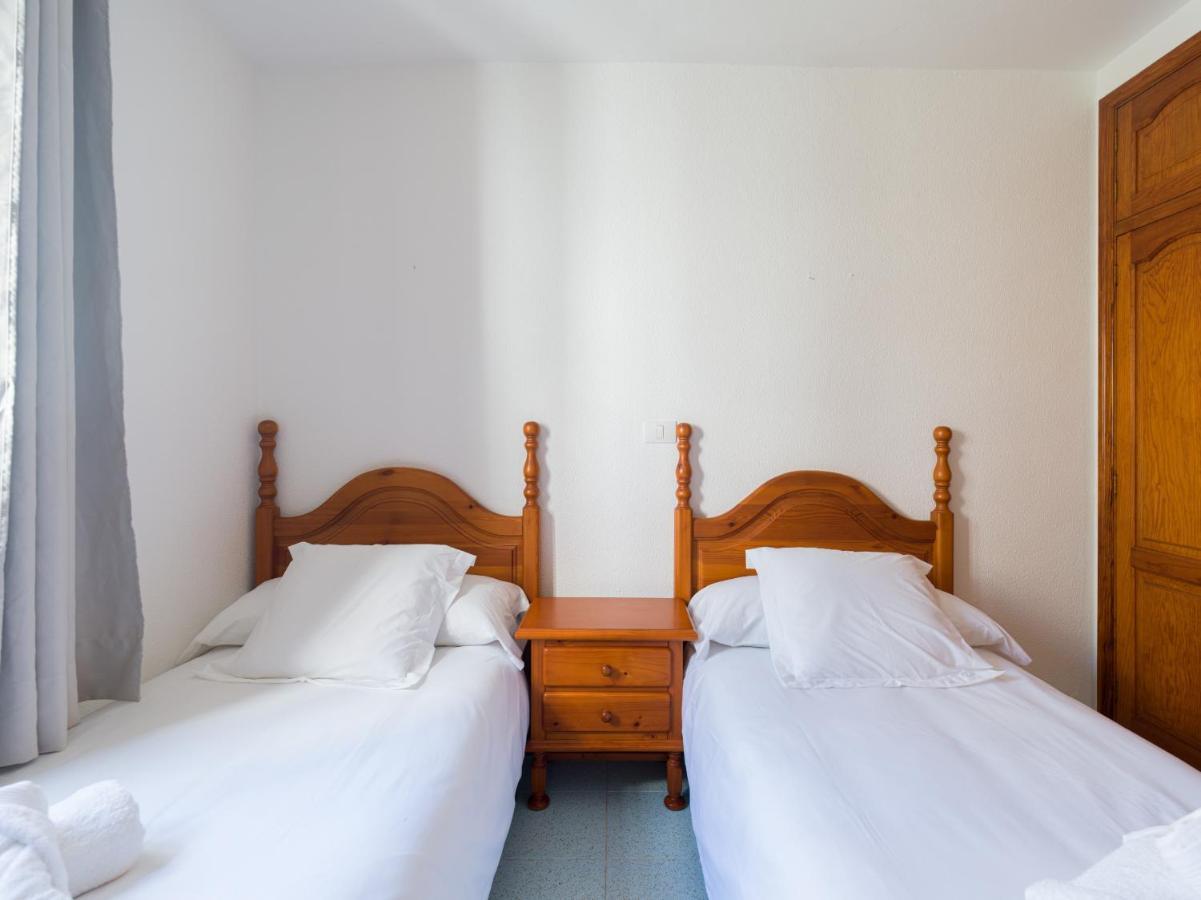 Homeforguest Apartamento Acogedor En カレタ・デ・フステ エクステリア 写真